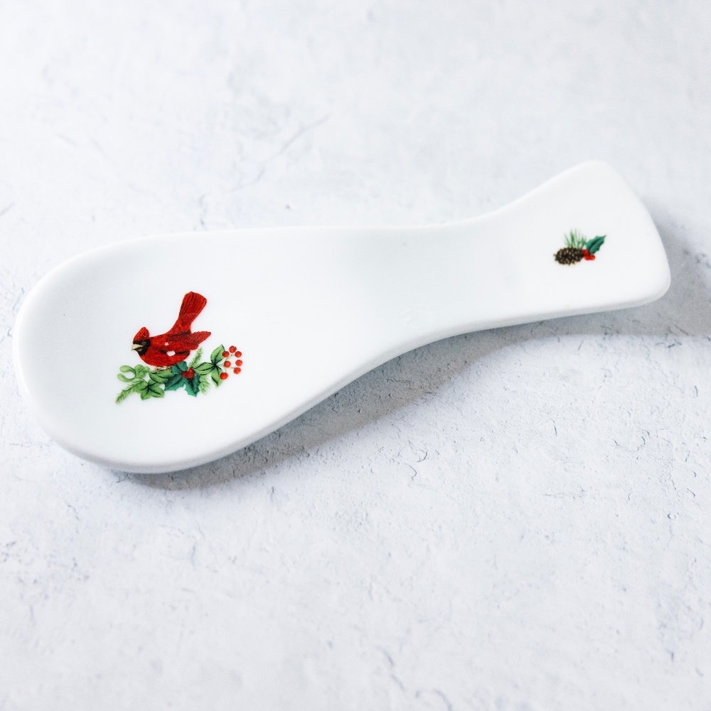 Royal Norfolk Cardinal Christmas spoon rest